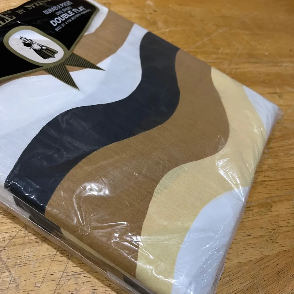 Vtg 70s Springmaid Wondercale Double Flat Sheet Wavy Stripe Brown Tan Retro MCM